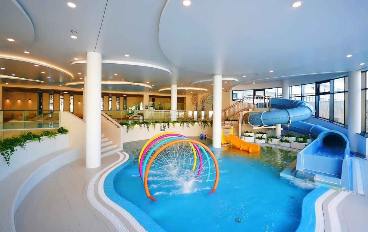 Apartments Aqua & Spa 科沃布热格 外观 照片