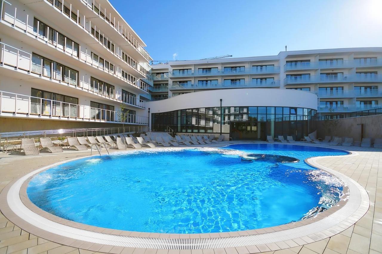 Apartments Aqua & Spa 科沃布热格 外观 照片